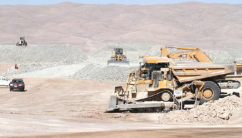 Trabajadores de Minera Antucoya anuncian movilizaciones en la Región de Antofagasta